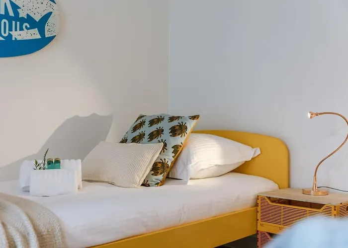 Huswell - Boulevard Apartment Near The Beach